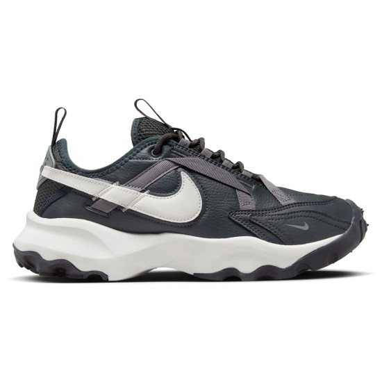 Nike TC 7900